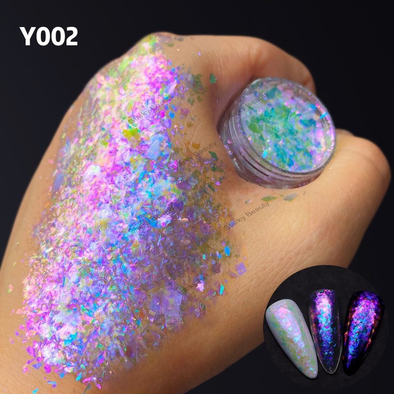 Y002