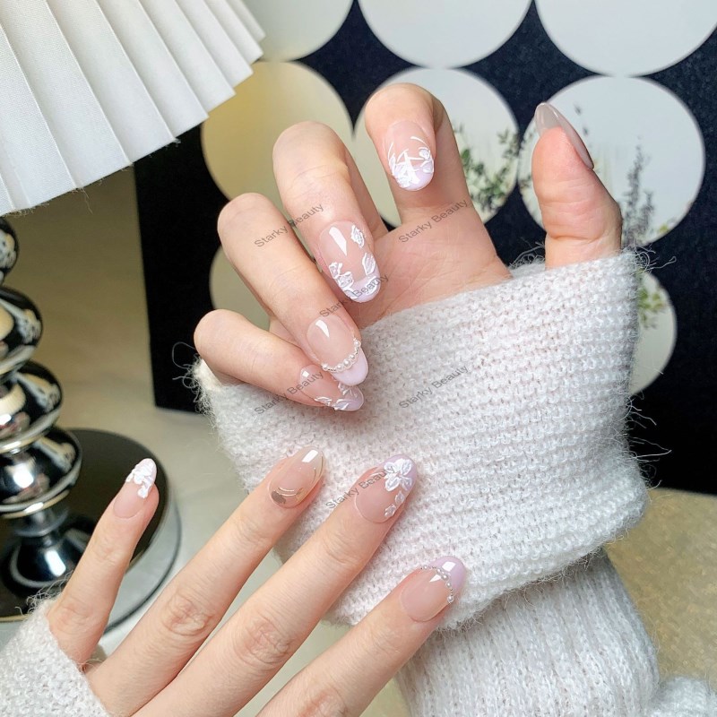 Handmade wearing of nails, pure handmade, hand-painted, fake nail patches, French style high-quality