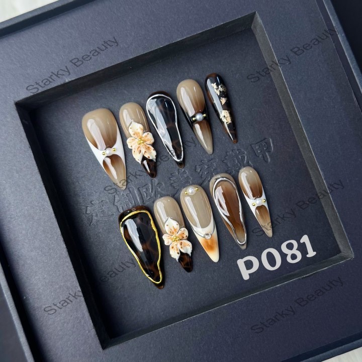 Hand Carved 3D Petal Style Wearable Hand Painted Artificial Fingernails