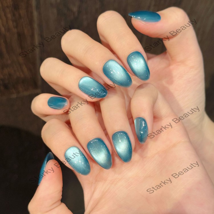 Sparkling Glass Beads Chasing Light Cat Eyes Simple Daily Almond Nail Art