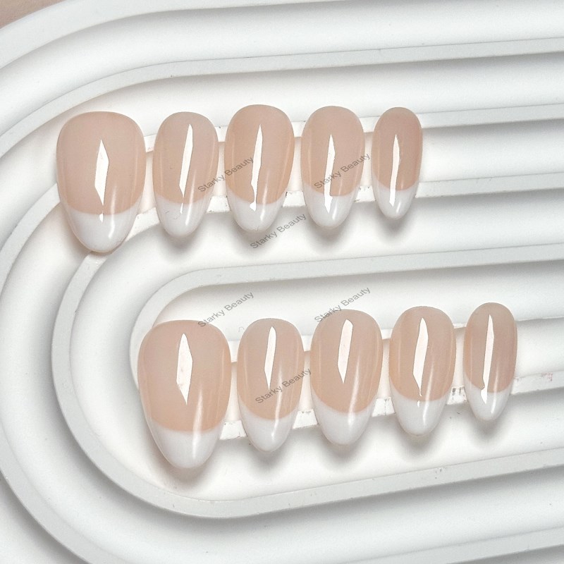 Handmade nail art, wearing nail plates, finished products, high-end feel, pure handmade fake nails